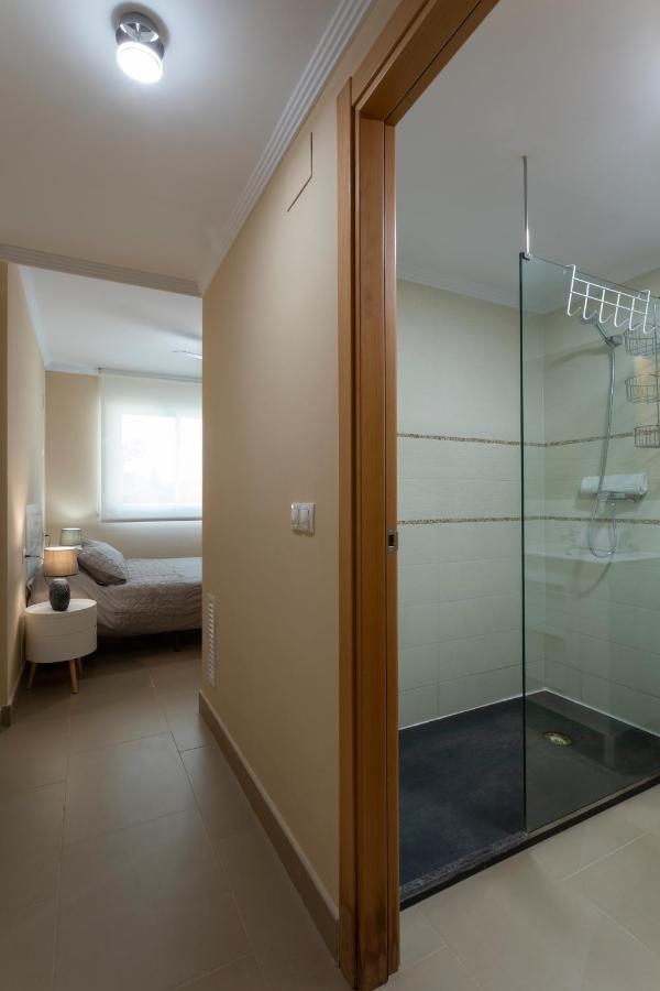 Brisas B2, 2 Dormitorios, Playa A 50M, By Bookindenia Kültér fotó