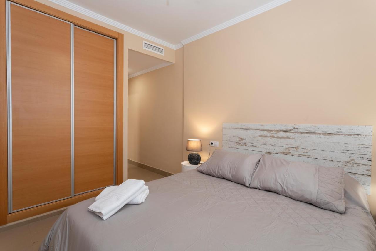 Brisas B2, 2 Dormitorios, Playa A 50M, By Bookindenia Kültér fotó